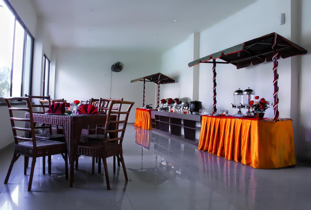 Grand Duta Hotel Παλού Εξωτερικό φωτογραφία